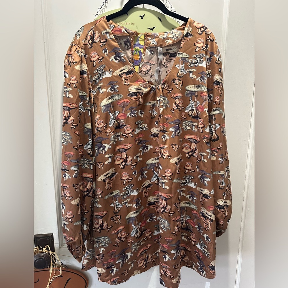 Melissa McCarthy Mushroom Print Brown Blouse